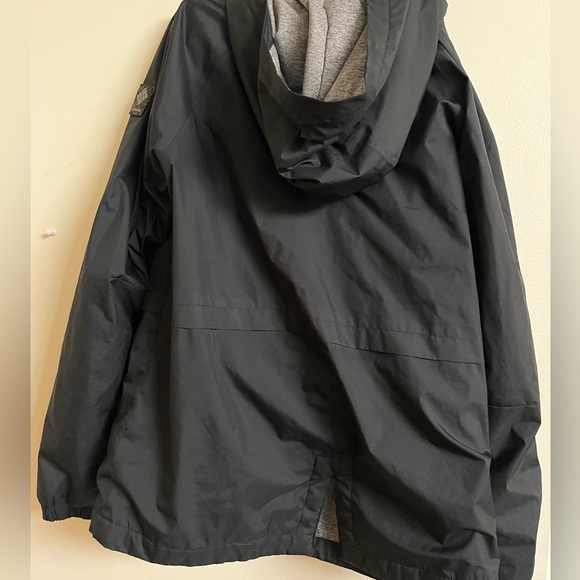 Women's Columbia Jacket - Picture 2 of 3